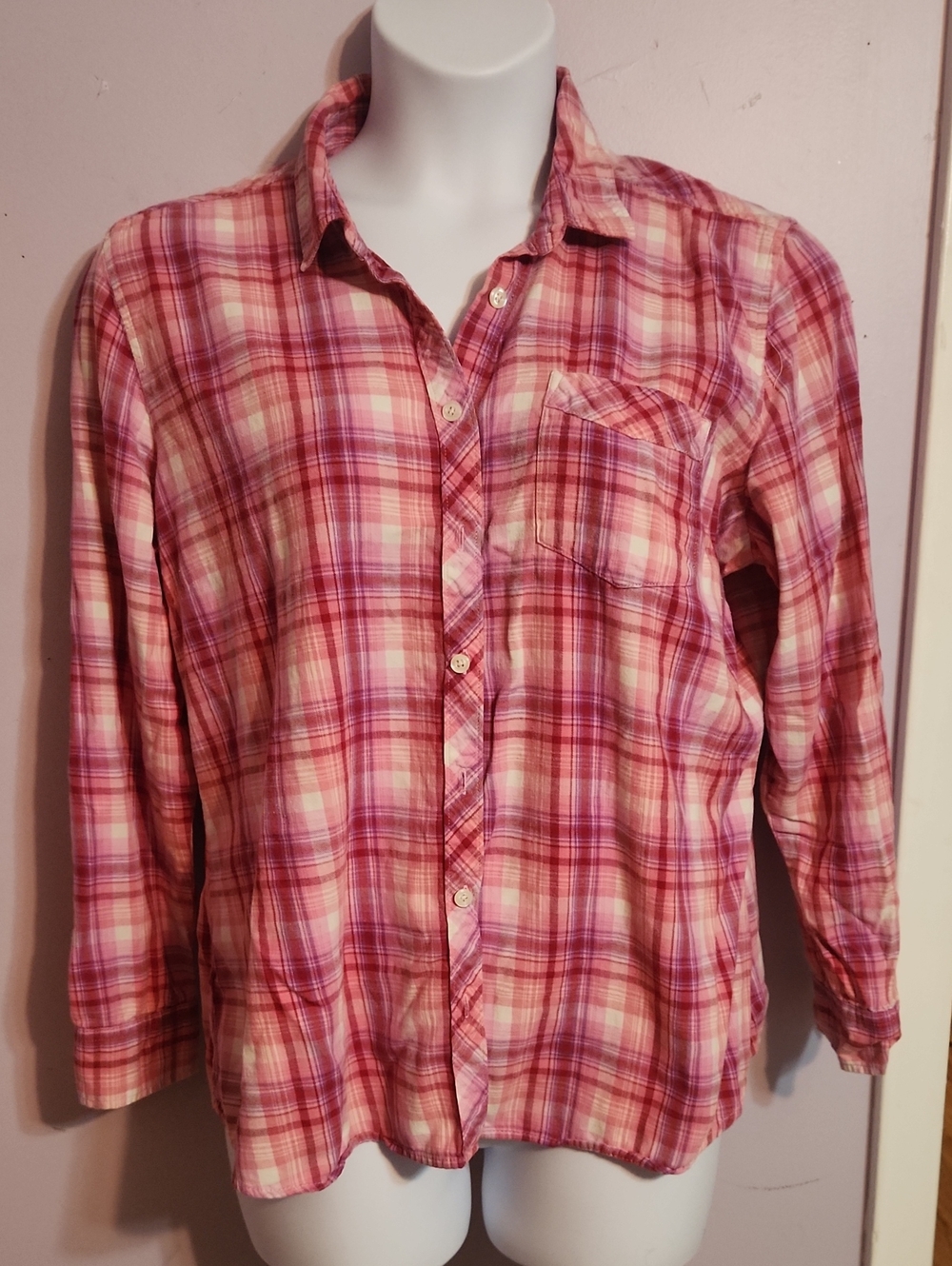 Eddie Bauer Plaid Button Down in Pink & White XXL